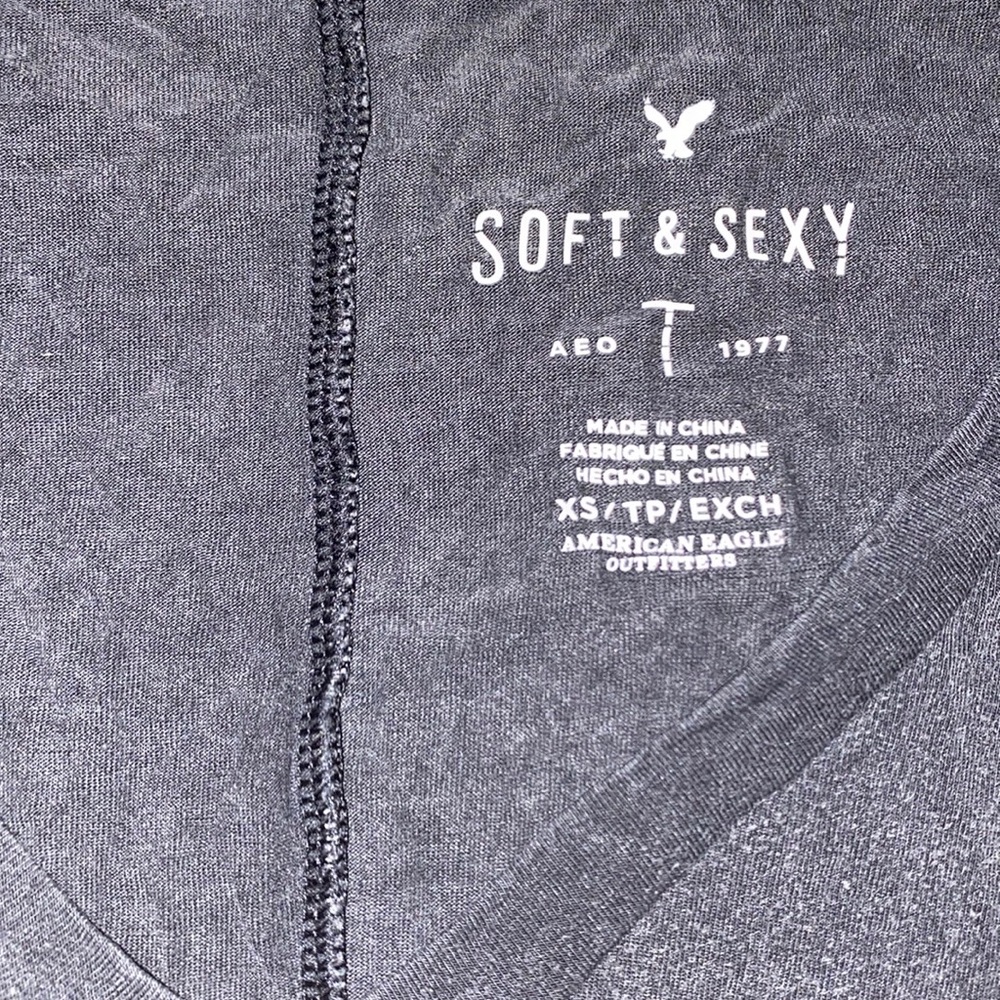 American eagle t shirt